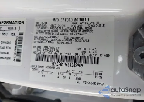 2014 Ford Fusion Energi Titanium z USA, uszkodzony, nr VIN 3FA6P0SU6ER382909